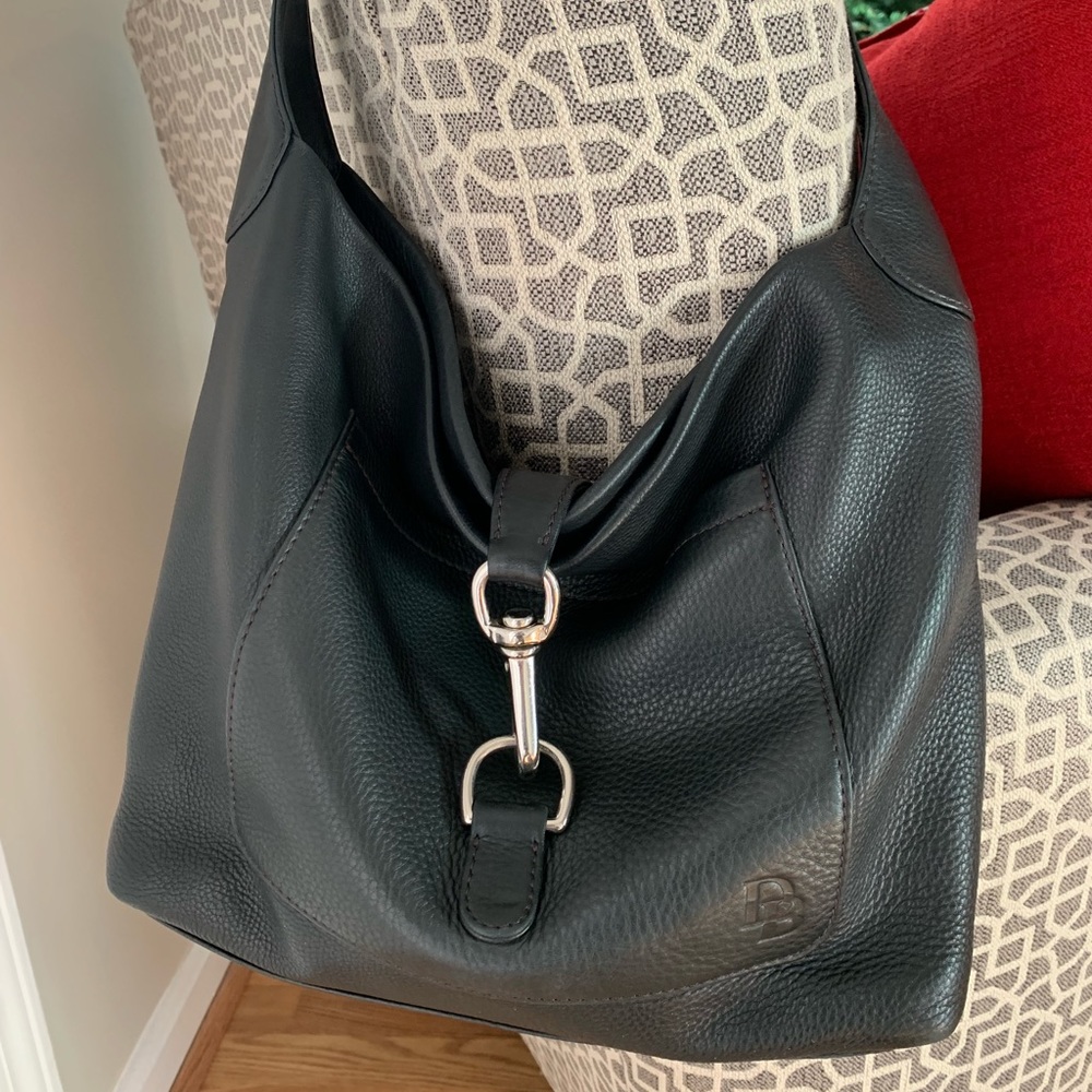 Gorgeous Dooney & Bourke Bag